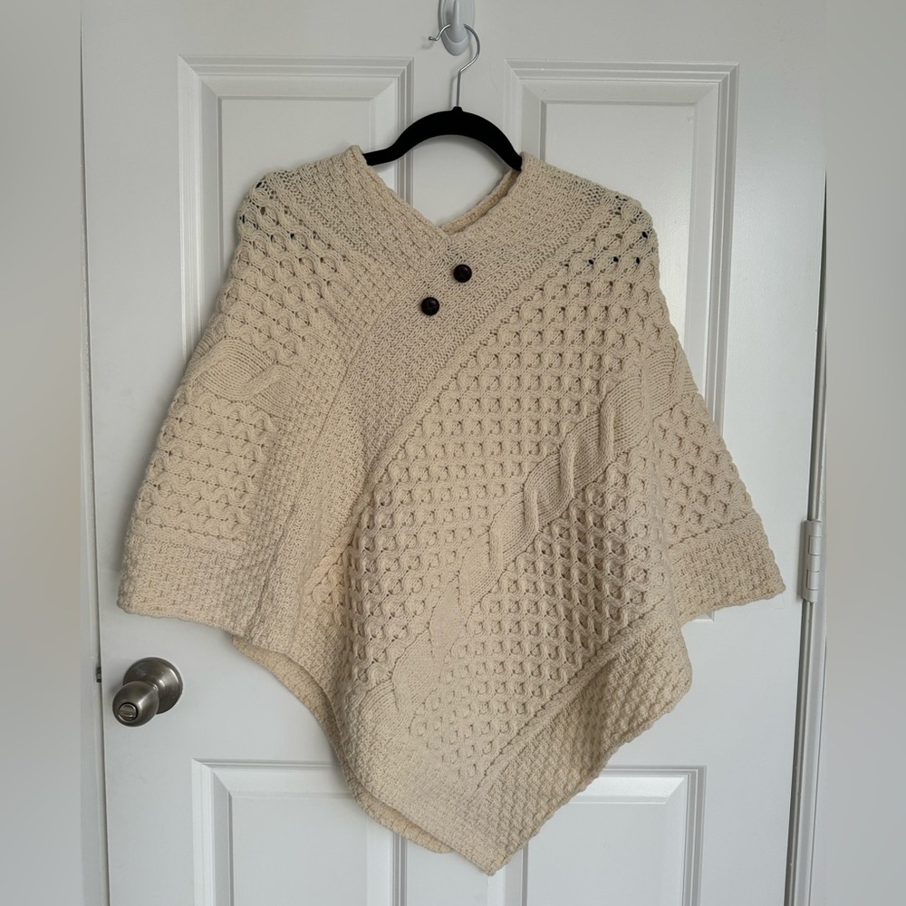 100% Merino Wool ARAN Carey Clan Poncho In Cream ONE SIZE